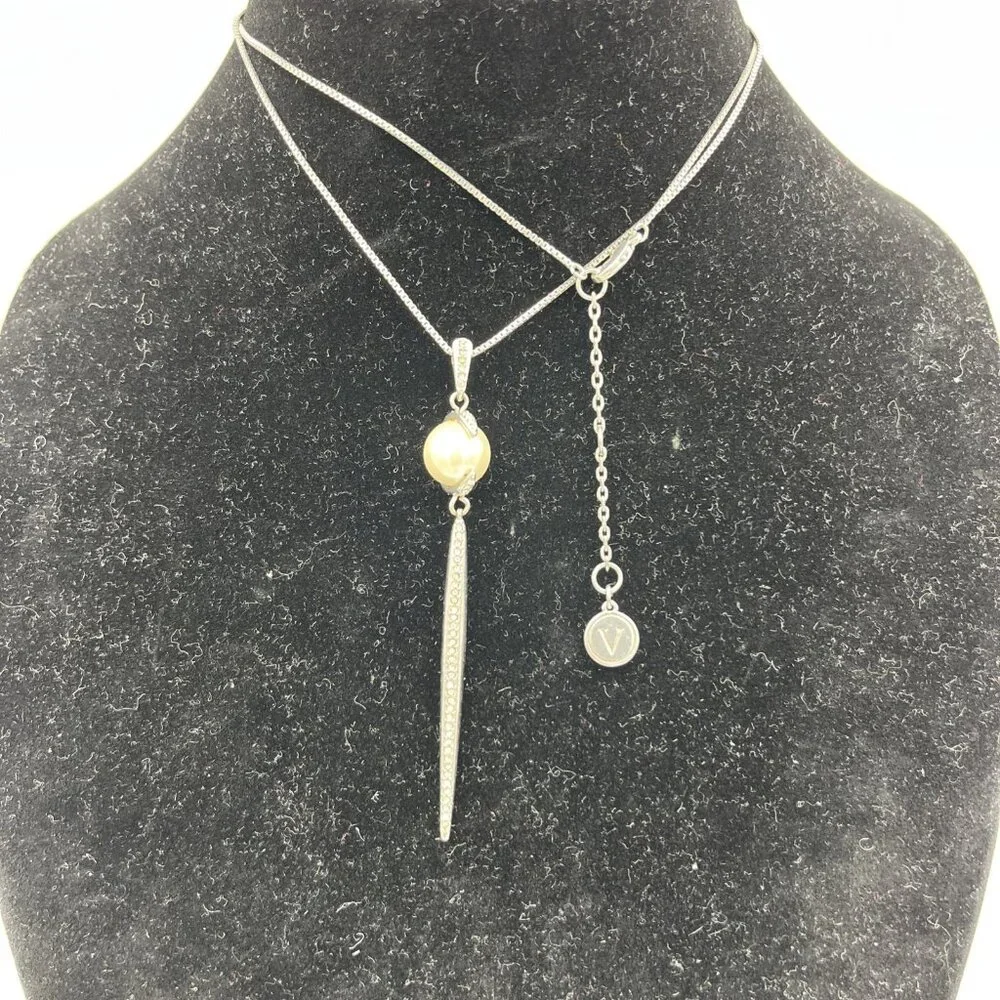 Vince Camuto Silver Tone Faux Pearl Dagger Long Rhinestone Pendant Necklace 28” - Picture 2 of 3